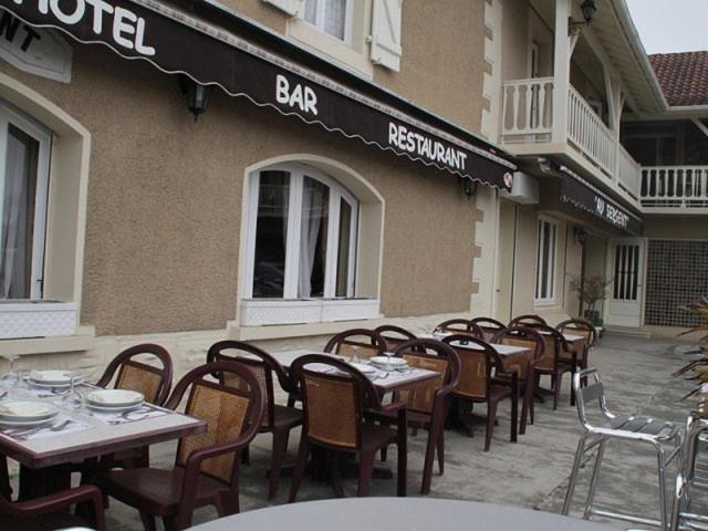 Hotel Peret Denguin Kültér fotó